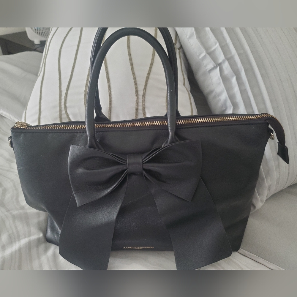 Karl Lagerfeld Black Tote with Bow Accent ✨️👜